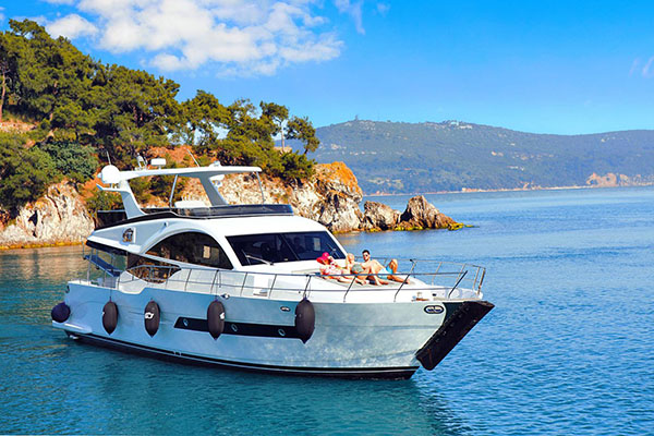 Yacht Rental Alanya – Private Yacht Cruises & Luxury Sea Tours"