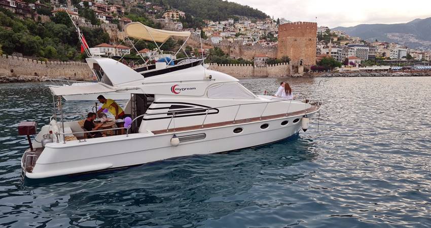Alanya Yacht Hire: Private Boat Charter with Captain My Dram Eco