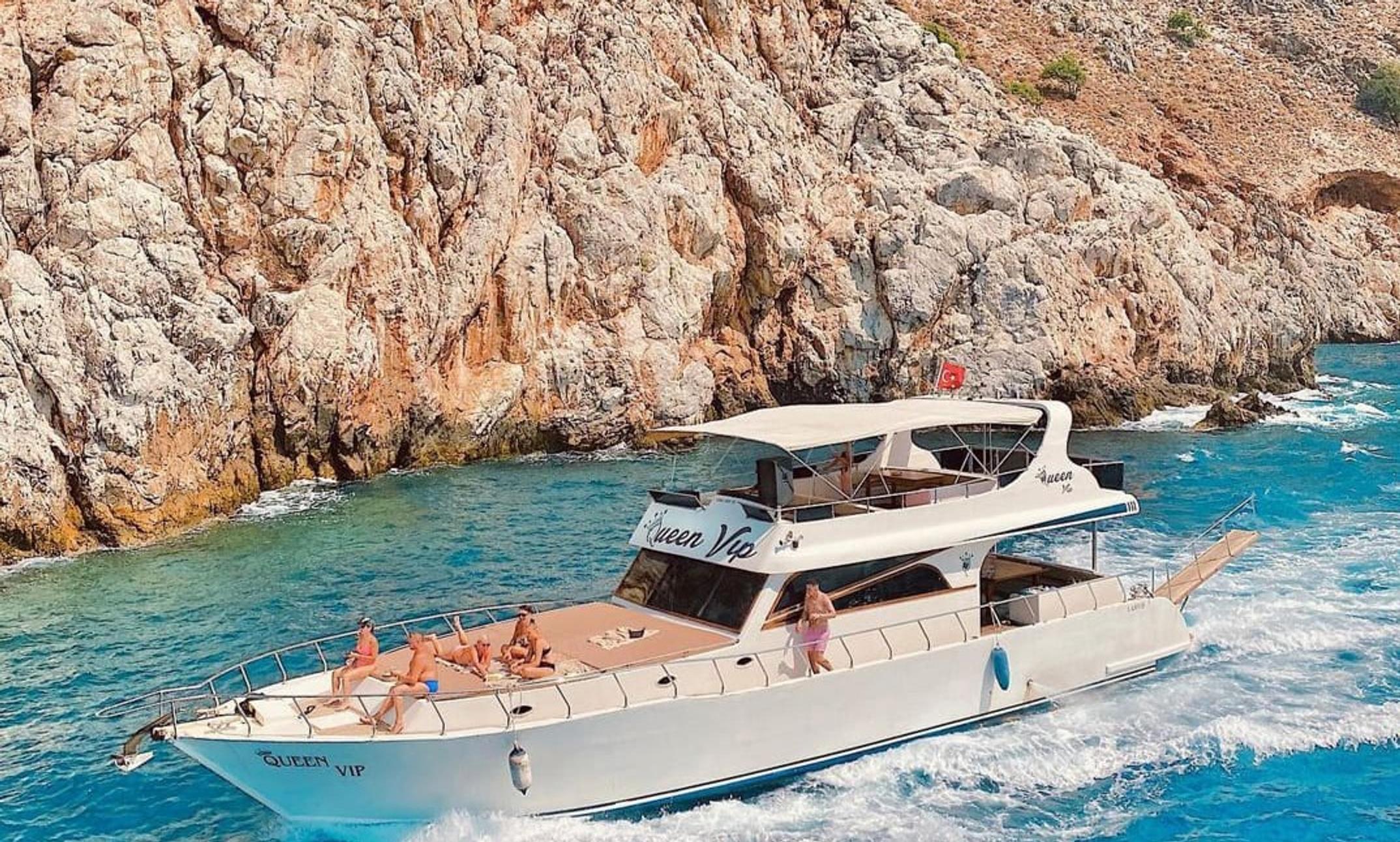 Alanya Yacht Rental – Private Queen Vip Yacht on the Mediterranean