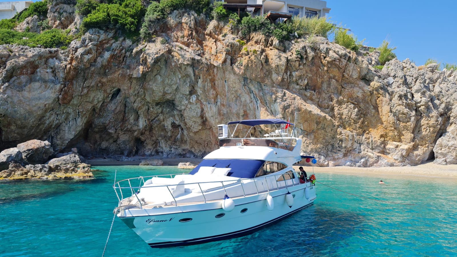 Sunset Yacht Cruise in Alanya Efsane Yacht