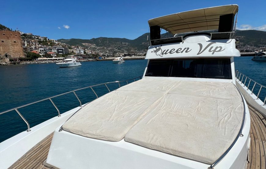 Family Friendly Yacht Charte Queen VIP Yacht