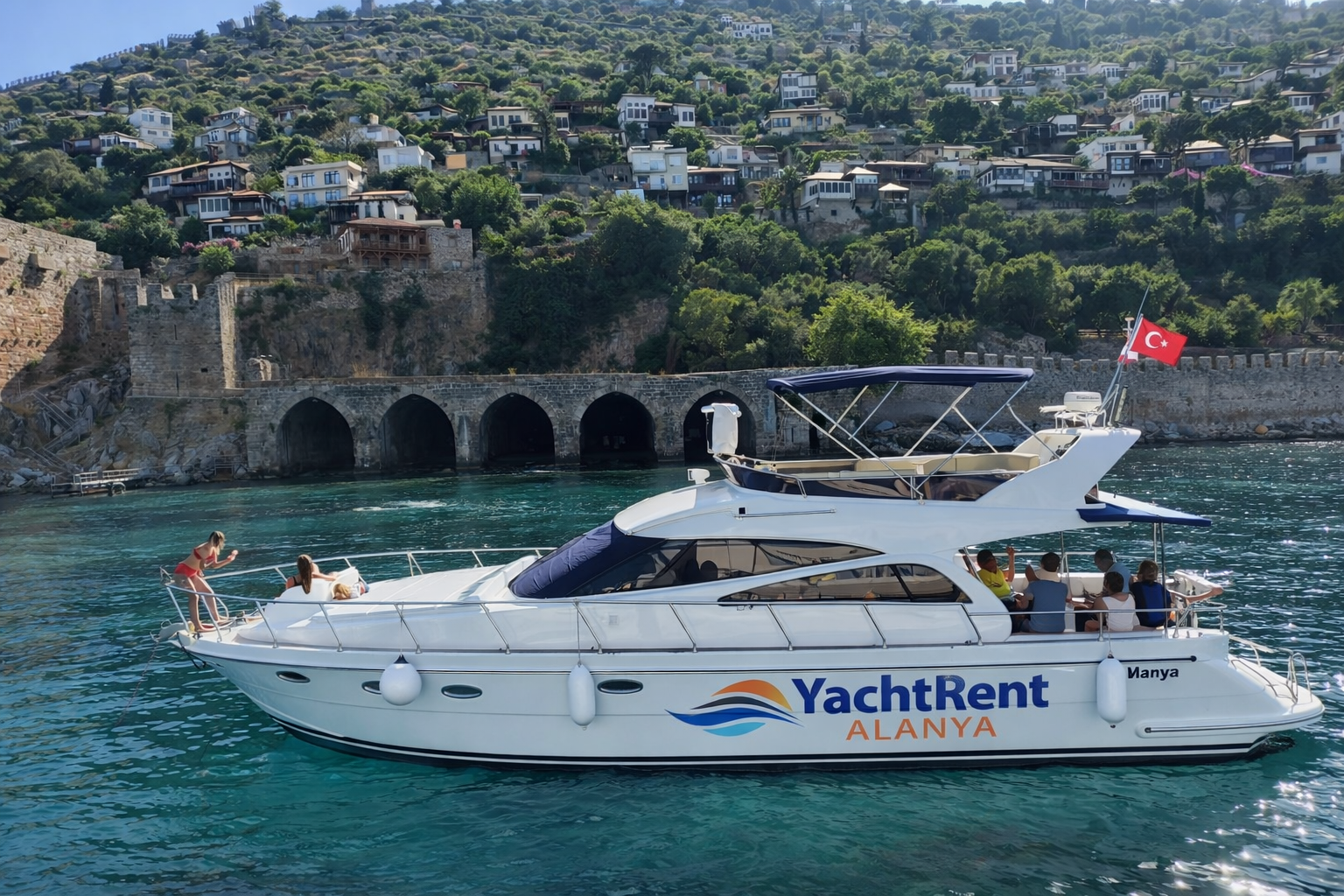 Sunset Yacht Cruise in Alanya Efsane Yacht